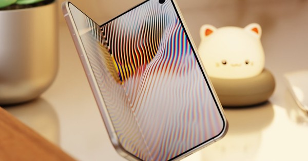 Lộ diện mẫu iPhone Ultra, thiết kế mới hoàn toàn