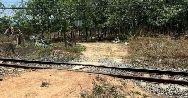 Tìm nhân thân người phụ nữ tử vong trên đường sắt Bắc - Nam