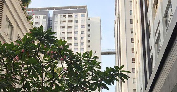 Sống ở chung cư có được lắp điện mặt trời mái nhà để giảm tiền điện?