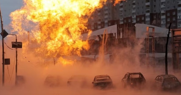 Bom UMPK và UAV Nga đánh từ Kramatorsk đến Odessa