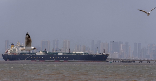 Chi tiết cách Mỹ bắt đầu áp lệnh phong tỏa tại eo biển Hormuz từ tối 13/4