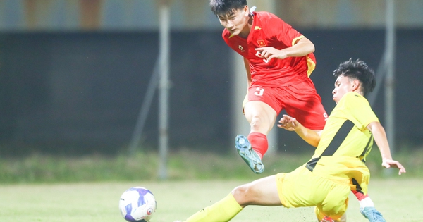 CĐV Malaysia chán nản sau trận thua đậm Việt Nam: “Khoảng cách đang ngày càng lớn”