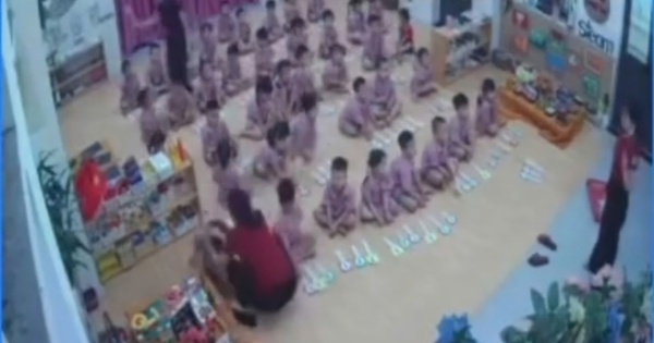 Xôn xao clip trẻ mầm non bị cô giáo bạo hành trong lớp