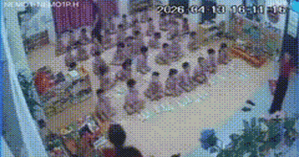 Xôn xao clip cô giáo mầm non tác động vào đầu trẻ trong lớp học