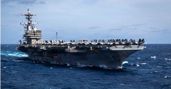 Tàu sân bay Mỹ đi theo lộ trình “khác thường”, bất ngờ áp sát Trung Đông giữa phong tỏa eo biển Hormuz