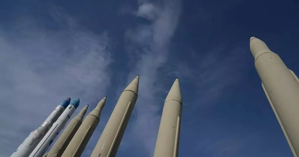 Tổng thống Phần Lan ví eo biển Hormuz như 'vũ khí hạt nhân' của Iran