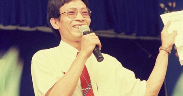 MC Lại Văn Sâm từng phụ mẹ vợ bán hàng tại chợ Đồng Xuân: 11 năm ở rể mới có nhà riêng 40m2 “rất đơn giản, rất Việt Nam”