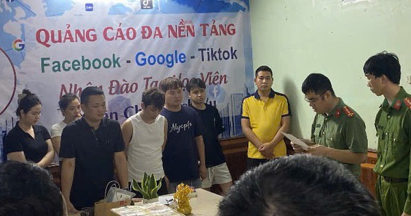 Khám xét khẩn cấp 2 địa điểm, bắt chủ phòng khám đông y online Nguyễn Văn Hải SN 1991