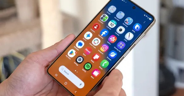 Tất cả người dùng điện thoại mới nhất của Samsung chú ý: Một tính năng cần bật ngay lên để tránh lừa đảo