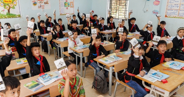 Nhật ký hành trình từ trái tim: Đánh thức khát vọng lớn, tiếp sức thế hệ trẻ vùng cực Bắc vững bước vươn xa