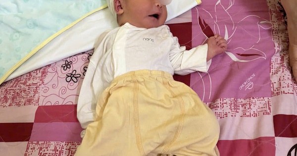 Tìm thân nhân bé gái sơ sinh 5 ngày tuổi bị bỏ rơi tại chùa Đại Bi ở Bắc Ninh