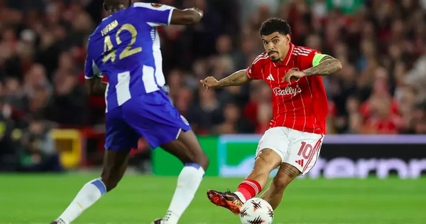 Nottingham hạ Porto, bán kết Europa League nóng với 'nội chiến toàn Anh'