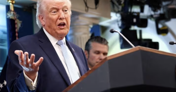 Ông Trump: Iran đồng ý giao nộp kho uranium làm giàu