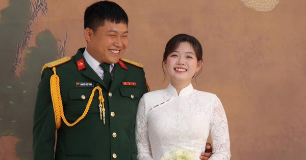 Vợ mũi trưởng Long lộ diện, nhan sắc ra sao mà dân tình nói: 