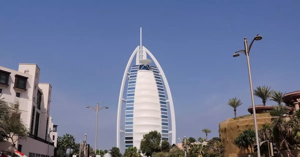 Khách sạn xa xỉ ở Dubai đóng cửa