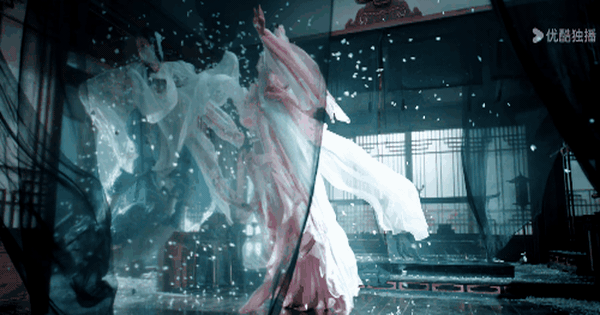 Xem phim Trung Quốc này như ăn cơm nhai phải sạn: Kịch bản dở đến tận cùng, nam chính mặt toàn góc chết