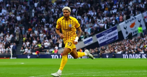 Brighton ghi bàn phút bù giờ, Tottenham nối dài chuỗi 15 trận không thắng