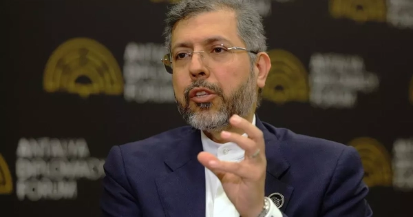 Iran chưa sẵn sàng đàm phán lần hai với Mỹ, tuyên bố không bàn giao vật liệu hạt nhân