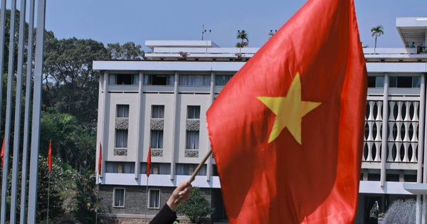 Bộ Nội vụ thông tin về lịch nghỉ lễ Giỗ Tổ và 30/4 -1/5