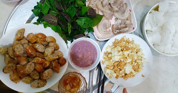 Về ra mắt nhà bạn gái, nhìn mâm cơm bày ra mà tôi 