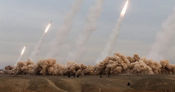 Iran tuyên bố chuẩn bị cho mọi kịch bản