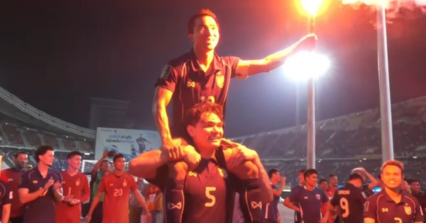 Tuyển Thái Lan đối diện án phạt nặng vì màn ăn mừng "nhạy cảm"