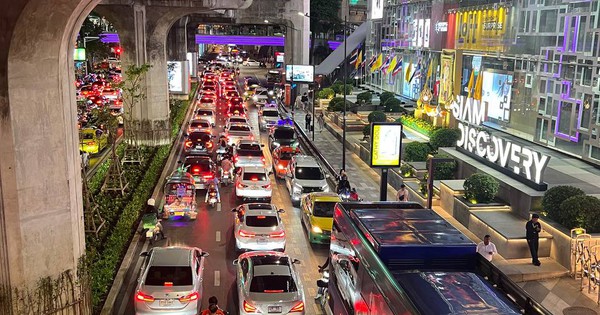 Từ tháng 4, khách Việt đi Thái Lan cẩn thận bị nộp phạt tiền triệu vì 10 quy định mới