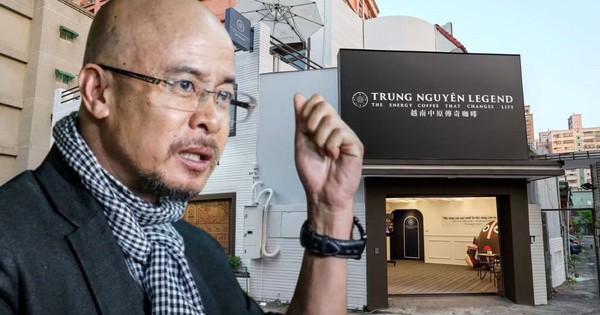 Lần đầu tiên, ông Đặng Lê Nguyên Vũ bán phở, bánh mì kẹp thịt tại khu đất vàng ở Đài Loan