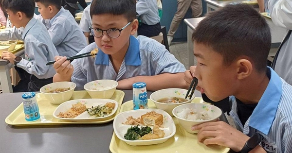 Phụ huynh Hà Nội tranh cãi 