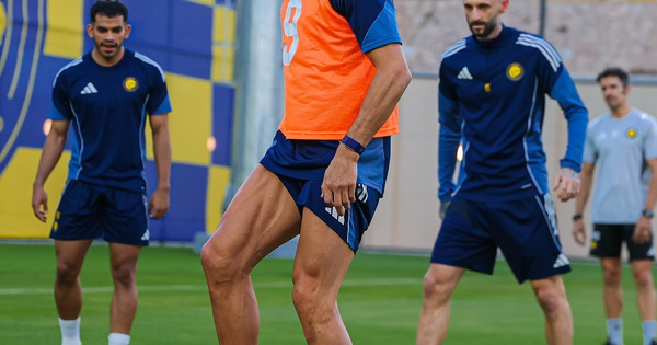 Ronaldo báo tin vui