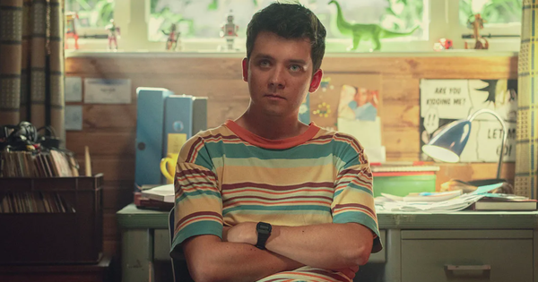 Xem phim Sex Education, tôi bàng hoàng nhớ lại cái ngày phát hiện con trai làm điều dại dột: Suýt nữa thì vợ chồng tôi mất con!