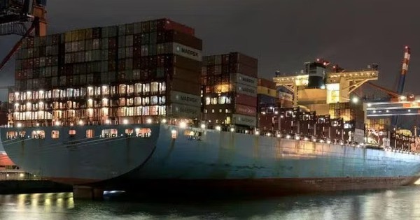 Mỹ bất ngờ dỡ bỏ lệnh trừng phạt đối với hạm đội tàu thương mại của Nga