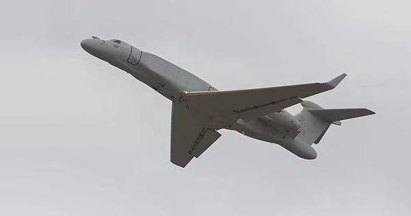 Mỹ triển khai máy bay tác chiến điện tử EA-37B trong cuộc chiến với Iran