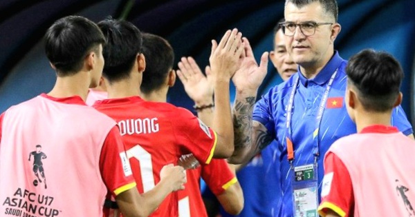 HLV Brazil tạo “kỳ tích” cùng U17 Việt Nam: Chuỗi 14 trận bất bại gây choáng