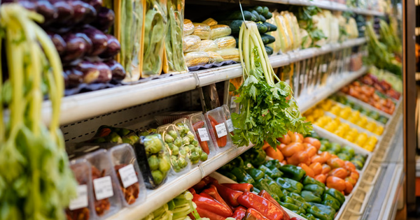 Nghiên cứu mới của Mỹ: Ăn nhiều rau và trái cây có thể làm tăng nguy cơ gây 1 LOẠI ung thư đặc biệt, đặc biệt ở người trẻ không hút thuốc