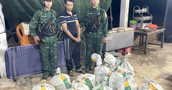 Bắt quả tang đối tượng vận chuyển, cất giấu gần 400kg nghi thuốc nổ