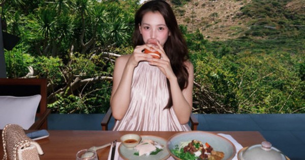 Hoa hậu Tiểu Vy: 