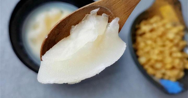 Thắng mỡ lợn, tuyệt đối đừng chỉ cho muối! Thêm 3 thứ này mỡ sẽ trắng phau, thơm phức, để cả năm không hỏng