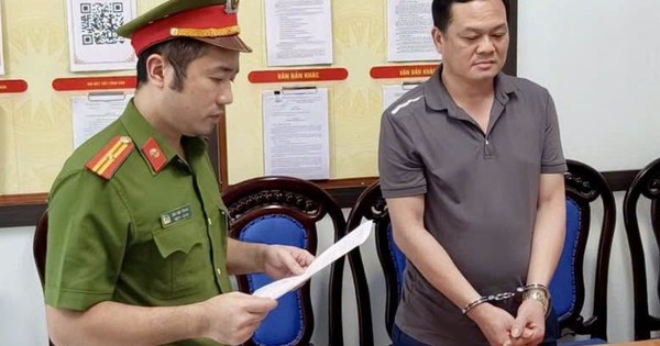 Thi hành lệnh bắt nguyên cán bộ Ủy ban Kiểm tra Tỉnh ủy Bùi Văn Phúc