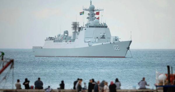 Phát hiện cột sóng 5G được làm bằng giấy trên tàu chiến Trung Quốc, giá rẻ hơn 200 lần so với thiết bị của Mỹ, cắt giảm 95% chi phí vật liệu