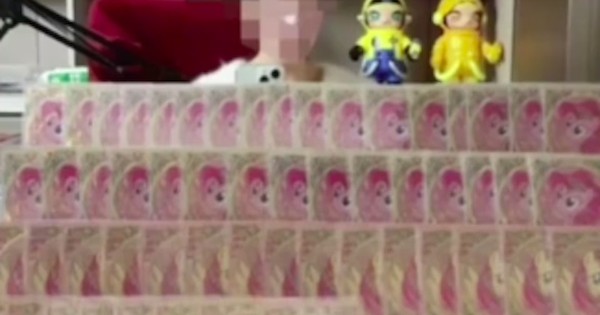 Cô gái 19 tuổi biển thủ 65 tỷ đồng từ công ty gia đình để tặng quà cho các streamer khiến người cha phá sản