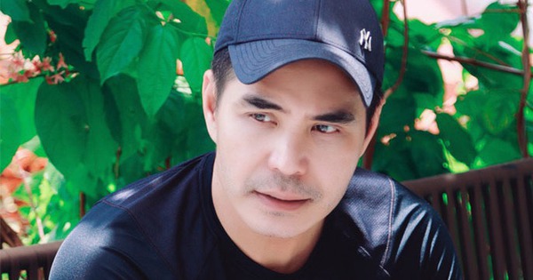 Nam diễn viên tuổi U60 độc thân, vui vẻ bên người đặc biệt gắn bó 30 năm