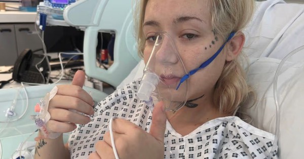 Cô gái 22 tuổi bàng hoàng mắc ung thư, chỉ còn sống được 18 tháng: 1 thói quen nghi là nguyên nhân