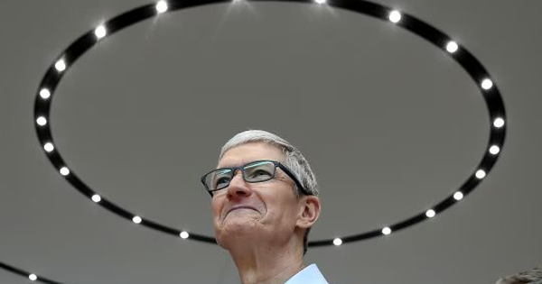 Kết thúc kỷ nguyên Tim Cook: 15 năm lẫy lừng và dấu chấm hỏi AI trị giá hàng nghìn tỷ USD