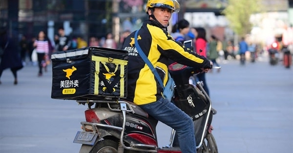 Dùng 1 bó hoa tán 5 cô gái đều thất bại, thanh niên trút giận 