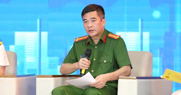 Công an tiết lộ thủ đoạn mua bán hóa đơn khống: Tiền vẫn chạy qua ngân hàng, nhưng giao dịch không có thật