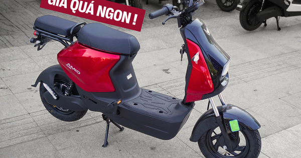 Cận cảnh VinFast Amio: Xe máy điện rẻ nhất của VinFast, hết điện cũng không lo đẩy bộ vì có trang bị ‘đặc biệt’