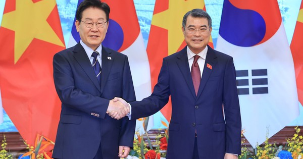 Tổng thống Hàn Quốc: 