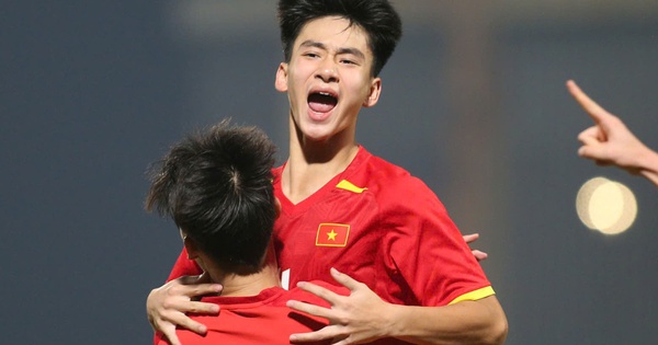 Hé lộ lý do tuyển Malaysia 