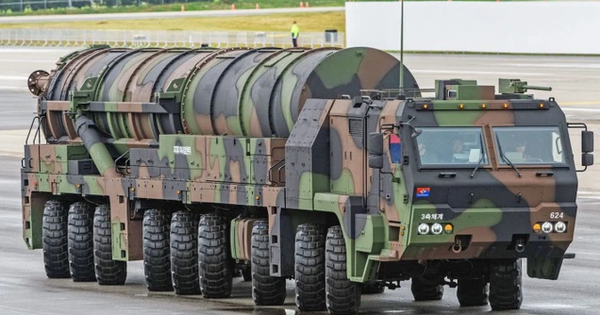 Đầu đạn xuyên hầm lớn nhất thế giới trên tên lửa đạn đạo của Hàn Quốc